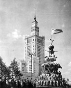 Parade on Plac Defiliada, Warsaw, 1955 (Source: Pałac Kultury I Nauki im. Jozefa Stalina, Warsaw, 1955).